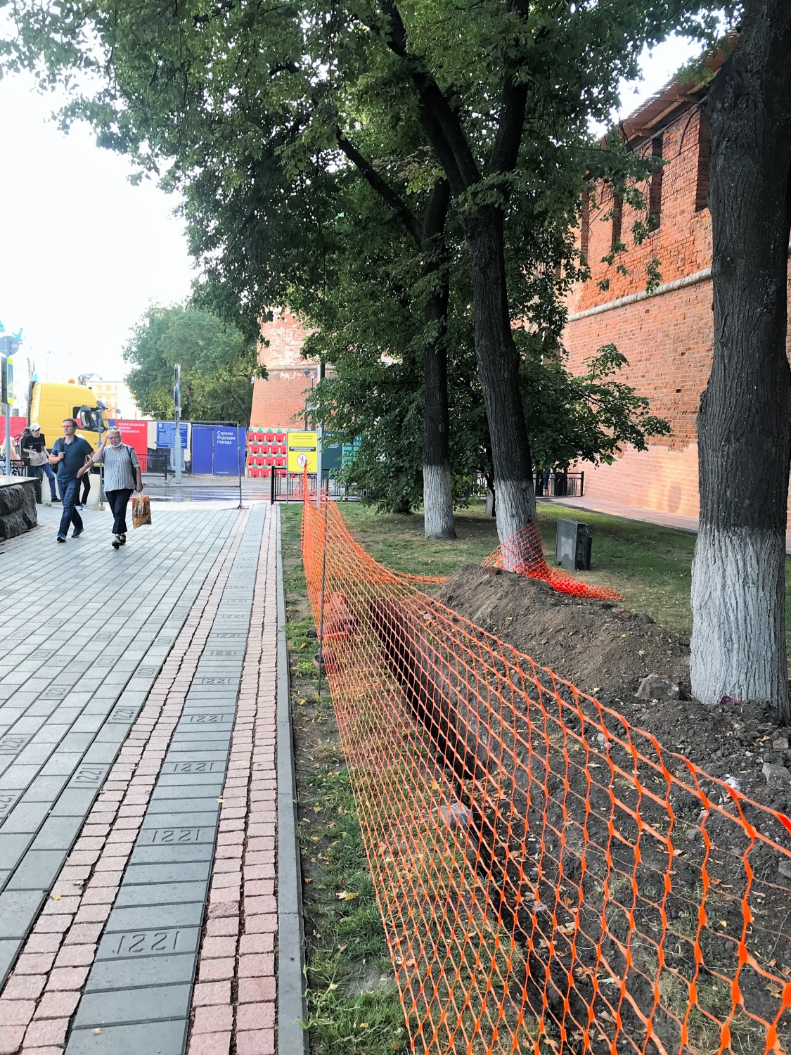 Прочные оградительные сетки, устойчивые к ультрафиолету и перепадам температур