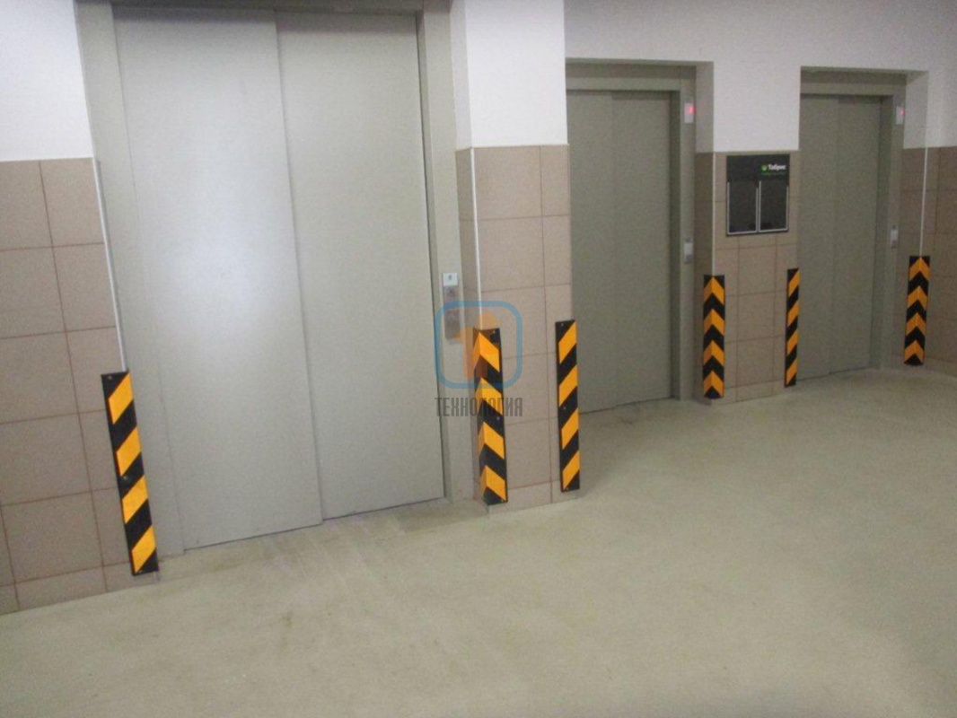 Демпфер угловой прямой ДУ-8 стен возле лифтов в помещениях супермаркета «Табрис», г. Краснодар ул. Ставропольская