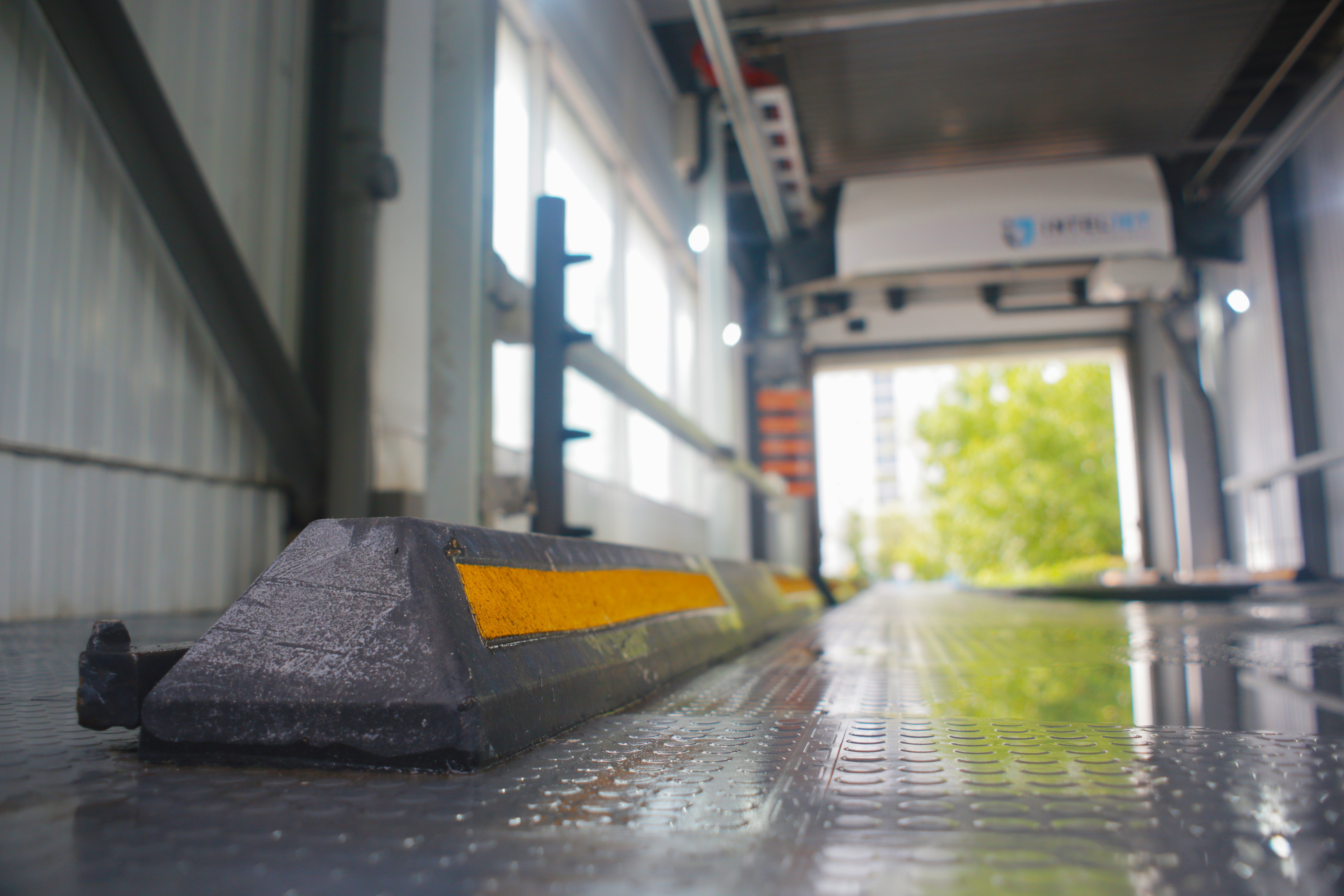 Дополнительное оборудование для автомоеек