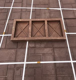 Тротуарная плитка полимерпесчаная 333х333х35 мм коричневая
