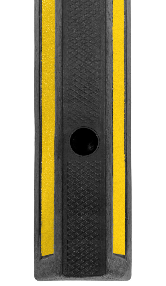 Колесоотбойник резиновый 2м КР-2,0 целый рифленый 