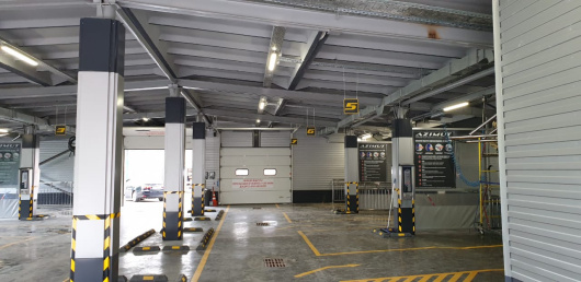 КР-0,55 Колесоотбойник резиновый без рисунка белый светоотражатель Россия