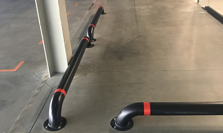 Колесоотбойники для защиты оборудования и территории склада