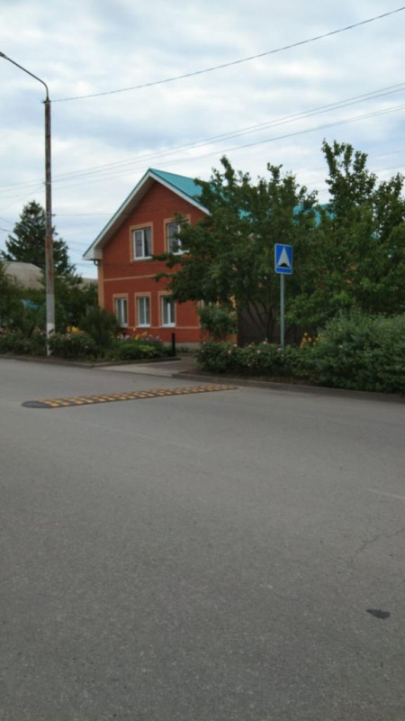 Монтаж ИДН-900-1, ИДН-900-2, дорожного знака Искусственная неровность, проезжая часть в г. Таганроге
