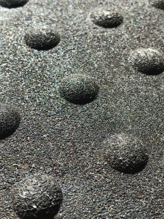 Лежачий полицейский ИДН-300-1 Средний элемент КОМПОЗИТ белый светоотражатель