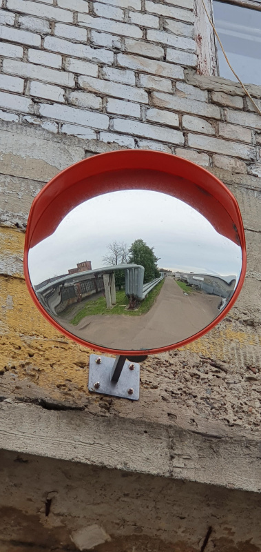 Сферическое зеркало с козырьком для обеспечения обзора территории ЗАО «Корд», г. Ярославль