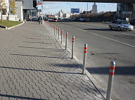 Столбики для парковки бетонируемые, разделяющие пешеходную и проезжие части